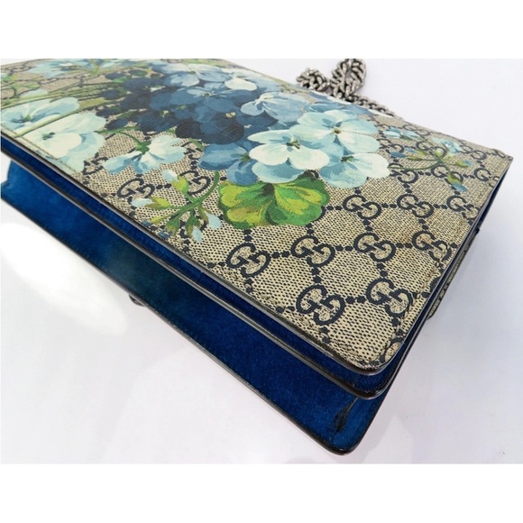 Gucci Beige and Blue GG Floral Shoulder Bag - Picture 9 of 16
